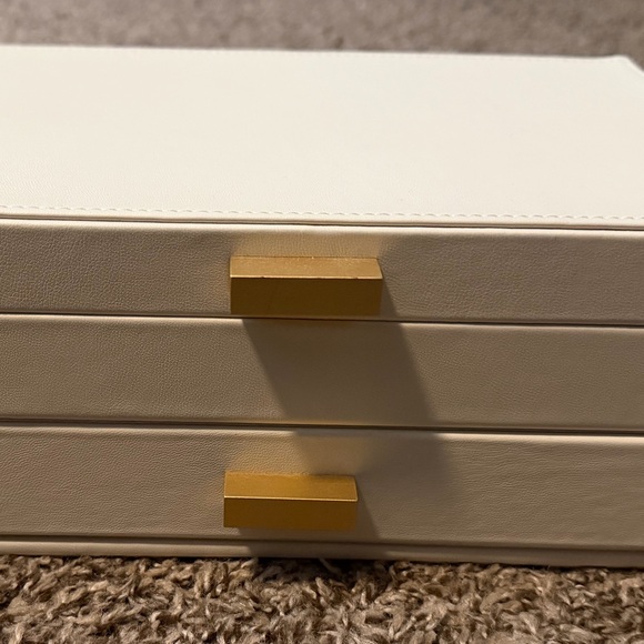 Jewelry Organizer - Picture 6 of 6